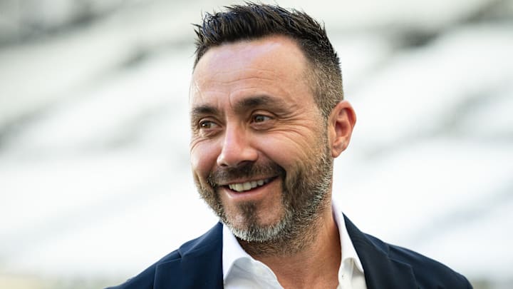Roberto De Zerbi peut avoir le sourire, l'OM réalise un bon début de mercato. Roberto De Zerbi peut avoir le sourire, l'OM réalise un bon début de mercato.