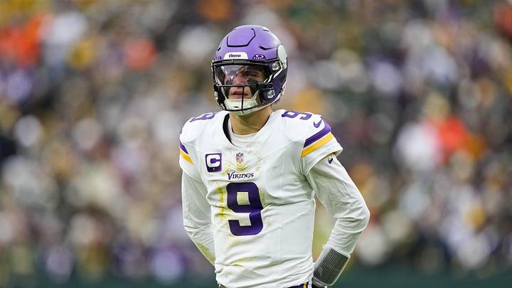 Nov 23, 2025; Green Bay, Wisconsin, USA;  Minnesota Vikings quarterback J.J. McCarthy (9) during the game against the Green Bay Packers at Lambeau Field. Mandatory Credit: Jeff Hanisch-Imagn Images
