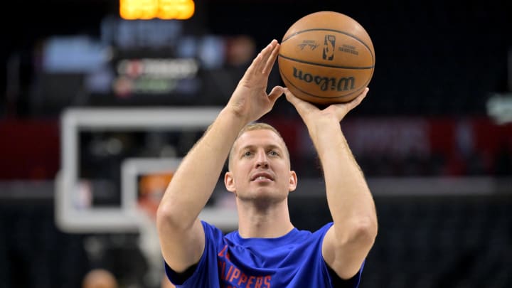 Mar 1, 2024; Los Angeles, California, USA;  Los Angeles Clippers center Mason Plumlee (44) warms up prior to the game against the Washington Wizards at Crypto.com Arena. Mandatory Credit: Jayne Kamin-Oncea-USA TODAY Sports