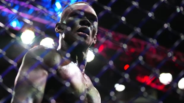 UFC 305: Israel Adesanya Doubts Dricus Du Plessis’ Striking Ahead of Title Fight