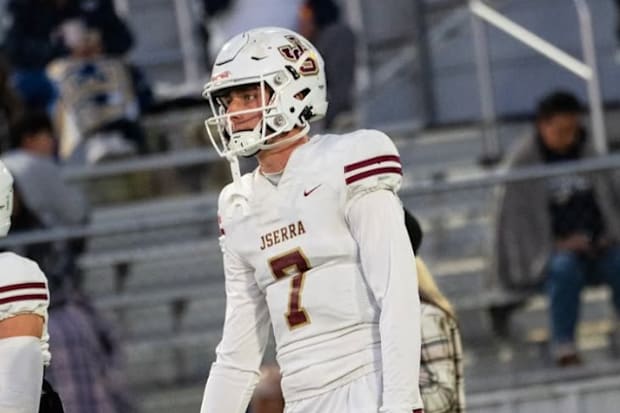 Ryan Hopkins - Mater Dei football