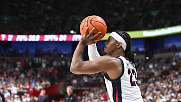  Gonzaga Bulldogs guard Adam Miller (23) 