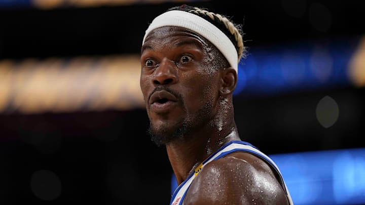 Golden State Warriors v Los Angeles Lakers