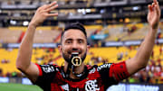 O meio-campista vai em busca do seu 12º título com a camisa rubro-negra