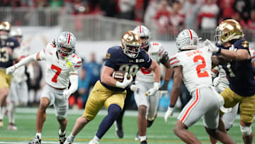 Jan 20, 2025; Atlanta, GA, USA; Notre Dame Fighting Irish tight end Mitchell Evans (88) runs the ball against the Ohio State Buckeyes in the second half in the CFP National Championship college football game at Mercedes-Benz Stadium. Mandatory Credit: Kirby Lee-Imagn Images
