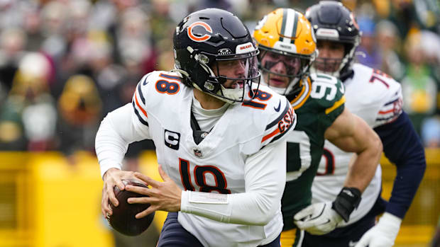 Jan 5, 2025; Green Bay, Wisconsin, USA; Chicago Bears quarterback Caleb Williams (18) during the game against the Chicago Be