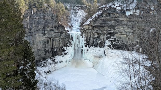 Frozen waterfall at Taughannock State Park