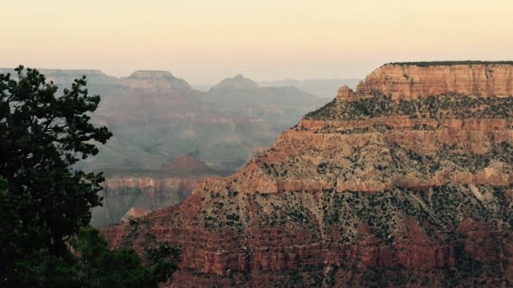 Dawn-or-dusk Grand Canyon National Park view