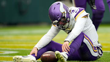 Minnesota Vikings v Green Bay Packers