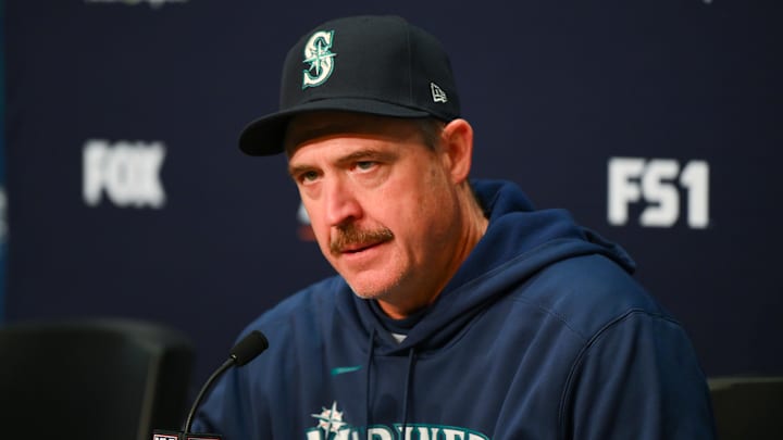Mariners manager Dan Wilson shared what he told his team after their devastating loss to the Blue Jays in the ALCS. Mariners manager Dan Wilson shared what he told his team after their devastating loss to the Blue Jays in the ALCS.