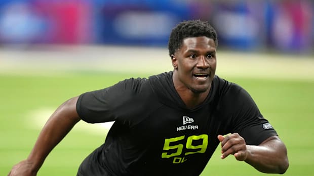 Tennessee defensive lineman James Pearce is from North Carolina where he played at Julius Chambers High School.