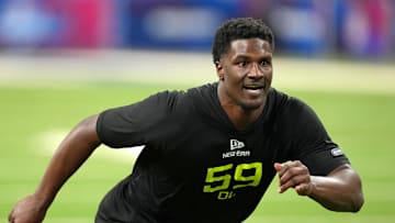 Feb 27, 2025; Indianapolis, IN, USA; Tennessee defensive lineman James Pearce (DL59) participates in drills during the 2025 NFL Combine at Lucas Oil Stadium. Mandatory Credit: Kirby Lee-Imagn Images