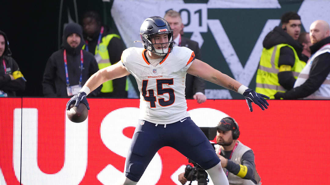 Oct 12, 2025; Tottenham, United Kingdom; Denver Broncos tight end Nate Adkins (45) celebrates a touchdown against the New York Jets during an NFL International Series game at Tottenham Hotspur Stadium. Mandatory Credit: Kirby Lee-Imagn Images Oct 12, 2025; Tottenham, United Kingdom; Denver Broncos tight end Nate Adkins (45) celebrates a touchdown against the New York Jets during an NFL International Series game at Tottenham Hotspur Stadium. Mandatory Credit: Kirby Lee-Imagn Images