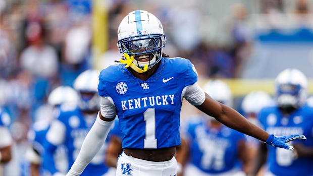 Kentucky Wildcats defensive back Maxwell Hairston was Michigan high school football star at West Bloomfield High School.