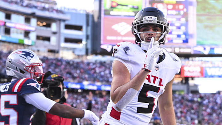 Atlanta Falcons wide receiver Drake London.