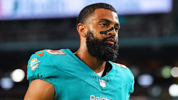 Tennessee Titans v Miami Dolphins