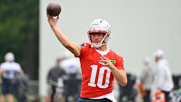 Jun 9, 2025; Foxborough, MA, USA; New England Patriots quarterback Drake Maye (10) throws a pass during minicamp at Gillette Stadium. Mandatory Credit: Eric Canha-Imagn Images