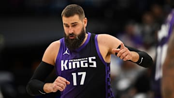 Los Angeles Clippers v Sacramento Kings