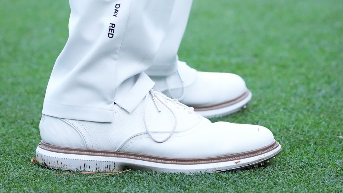 Tiger Woods Debuts New Sun Day Red Golf Shoes at The Masters