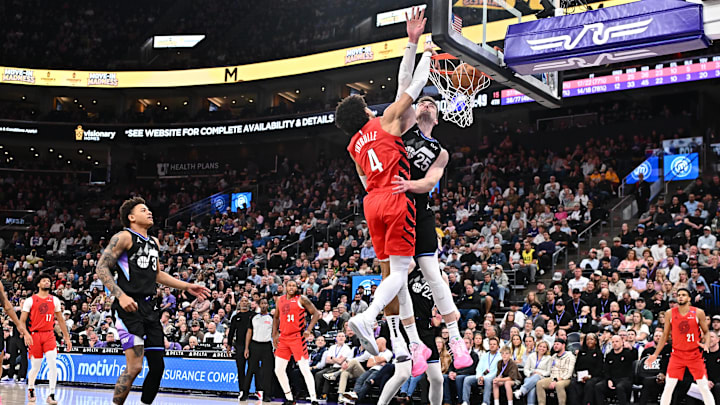 Apr 9, 2025; Salt Lake City, Utah, USA; Portland Trail Blazers guard Matisse Thybulle (4) dunks over Utah Jazz center Micah Potter (25) in the second half at Delta Center. Mandatory Credit: Jamie Sabau-Imagn Images Apr 9, 2025; Salt Lake City, Utah, USA; Portland Trail Blazers guard Matisse Thybulle (4) dunks over Utah Jazz center Micah Potter (25) in the second half at Delta Center. Mandatory Credit: Jamie Sabau-Imagn Images