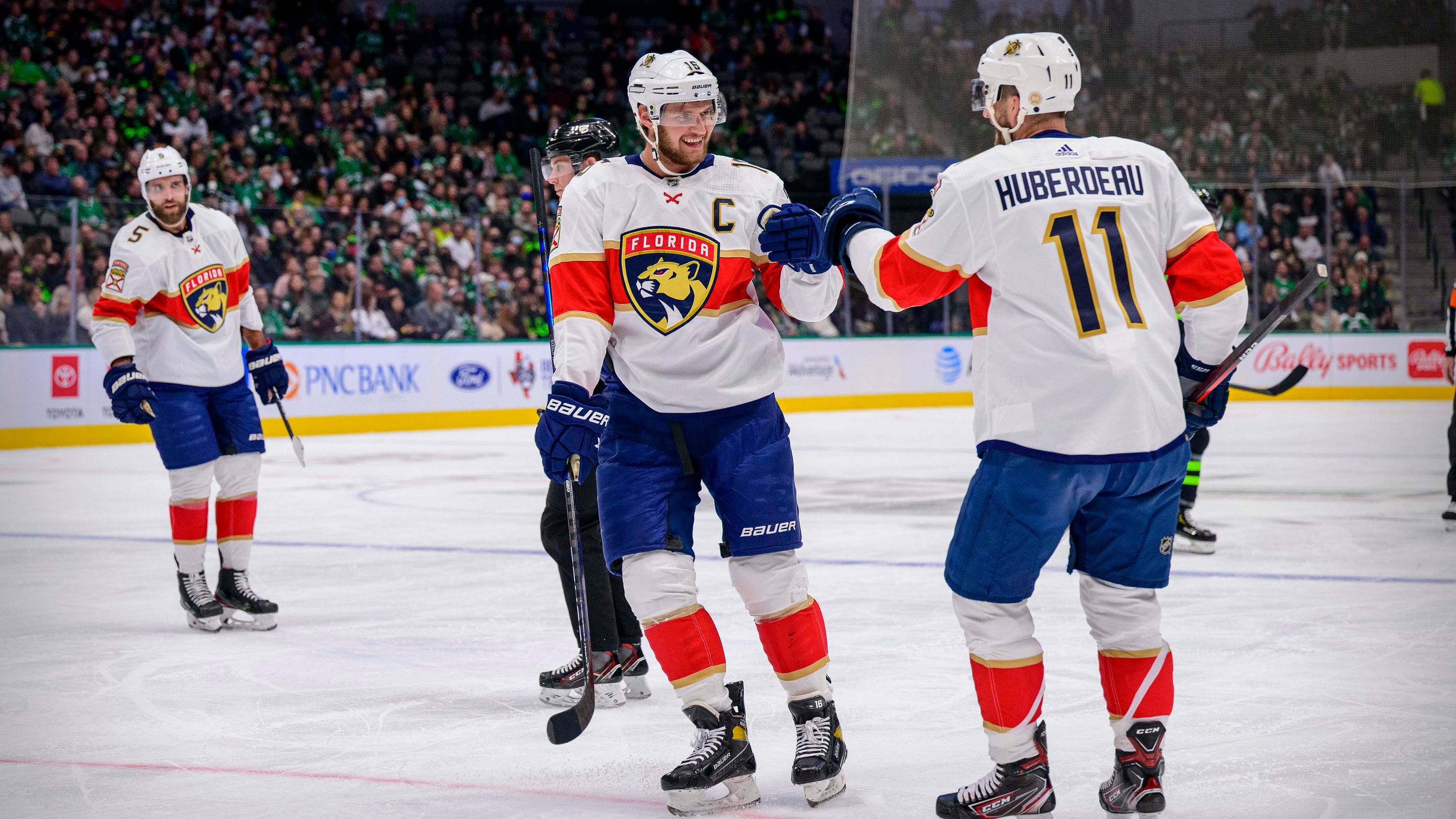 Nikita Kucherov joins Panthers’ captain Aleksander Barkov in exclusive NHL scoring club