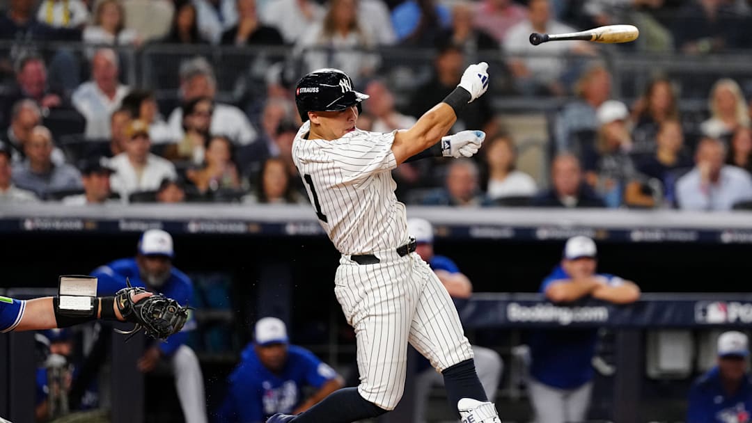 Division Series - Toronto Blue Jays v New York Yankees - Game 3 Division Series - Toronto Blue Jays v New York Yankees - Game 3