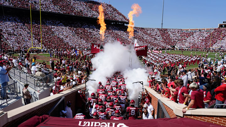 The Sooners take the field before a college football game between the University of Oklahoma Sooners (OU) and the Tulane Green Wave at Gaylord Family - Oklahoma Memorial Stadium in Norman, Okla., Saturday, Sept. 14, 2024.