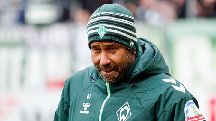 Daniel Thioune steht mit Werder gegen St. Pauli unter Druck