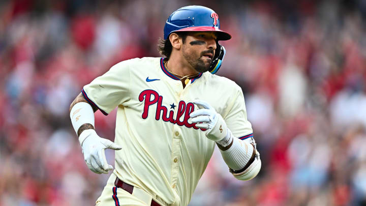 Jun 5, 2024; Philadelphia, Pennsylvania, USA; Philadelphia Phillies outfielder Nick Castellanos (8) rounds the bases after hitting a two-run home run against the Milwaukee Brewers in the fifth inning at Citizens Bank Park. Jun 5, 2024; Philadelphia, Pennsylvania, USA; Philadelphia Phillies outfielder Nick Castellanos (8) rounds the bases after hitting a two-run home run against the Milwaukee Brewers in the fifth inning at Citizens Bank Park.