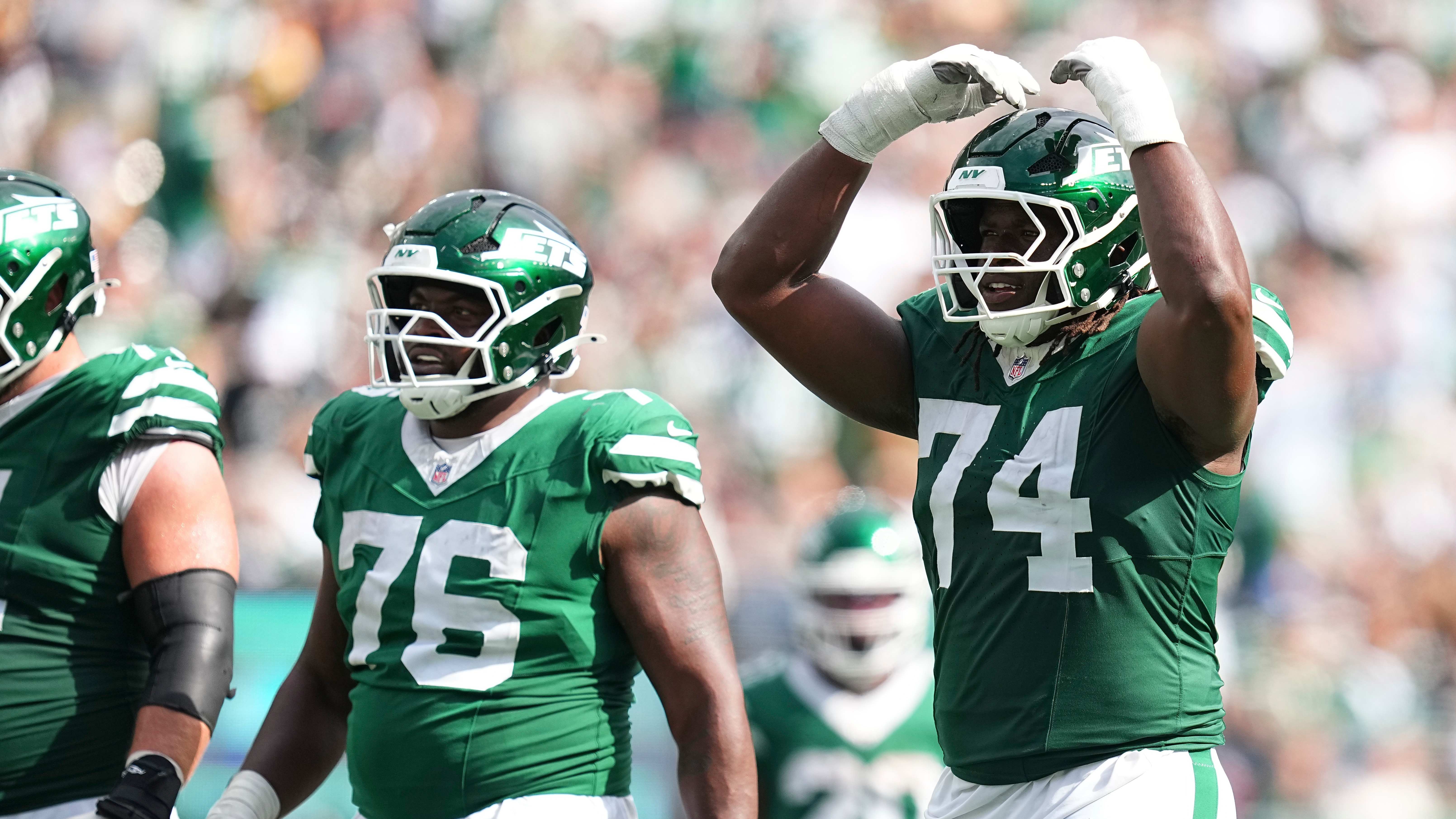 Jets’ Season Hits Crisis Point After Dolphins Rout: Special Teams Shine Amid Offensive Struggles