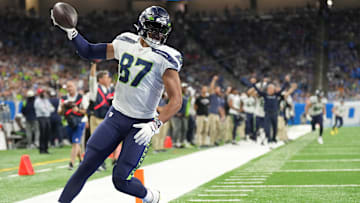 Noah Fant of the Seattle Seahawks