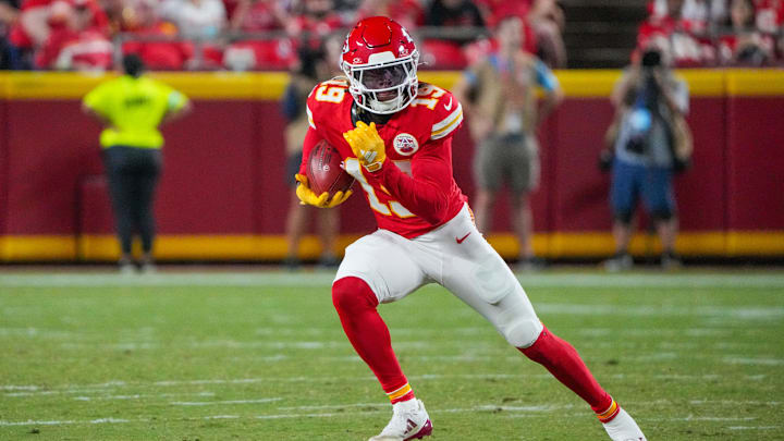 Aug 22, 2024; Kansas City, Missouri, USA; Kansas City Chiefs wide receiver Kadarius Toney (19) returns a kick against the Chicago Bears during the first half at GEHA Field at Arrowhead Stadium. Mandatory Credit: Denny Medley-Imagn Images