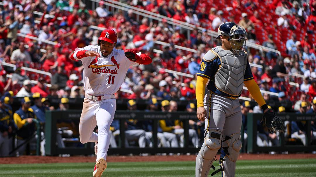 May 6, 2026; St. Louis, Missouri, USA; St. Louis Cardinals center fielder Victor Scott II (11) scores against the Milwaukee Brewers during the eighth inning at Busch Stadium. Mandatory Credit: Jeff Curry-Imagn Images