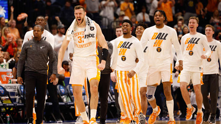 Longwood vs Tennessee prediction, odds, spread, line & over/under for NCAA college basketball game. Longwood vs Tennessee prediction, odds, spread, line & over/under for NCAA college basketball game.