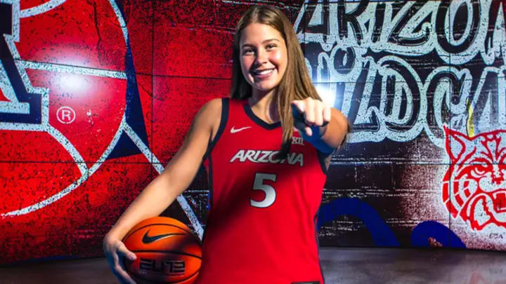 Molly Ladwig has signed with Arizona, as the Nebraska prep standout will join the program in the fall. Molly Ladwig has signed with Arizona, as the Nebraska prep standout will join the program in the fall.