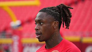 Aug 22, 2024; Kansas City, Missouri, USA; Kansas City Chiefs wide receiver Xavier Worthy (1) warms up against the Chicago Bears prior to a game at GEHA Field at Arrowhead Stadium. Mandatory Credit: Denny Medley-USA TODAY Sports