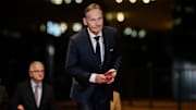 Hans-Joachim Watzke hinterfragt sein Treuebekenntnis zu Terzic.