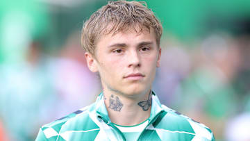 Isak Hansen-Aarøen wird den SV Werder Bremen verlassen Isak Hansen-Aarøen wird den SV Werder Bremen verlassen