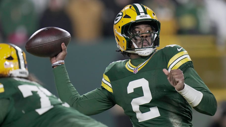 Green Bay Packers quarterback Malik Willis (2) throws a pass during a game against the Ravens.