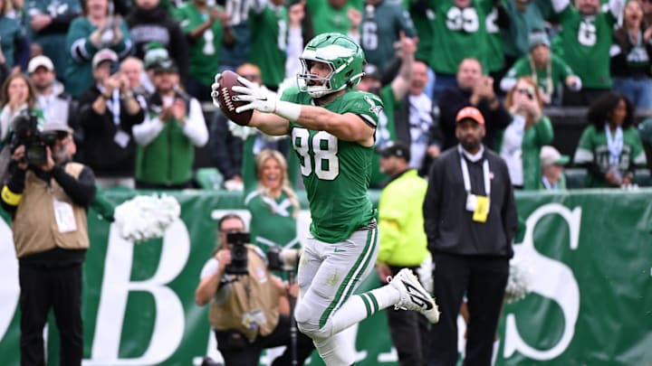 Oct 26, 2025; Philadelphia, Pennsylvania, USA; Philadelphia Eagles tight end Dallas Goedert (88) scores a touchdown against the New York Giants in the fourth quarter at Lincoln Financial Field.