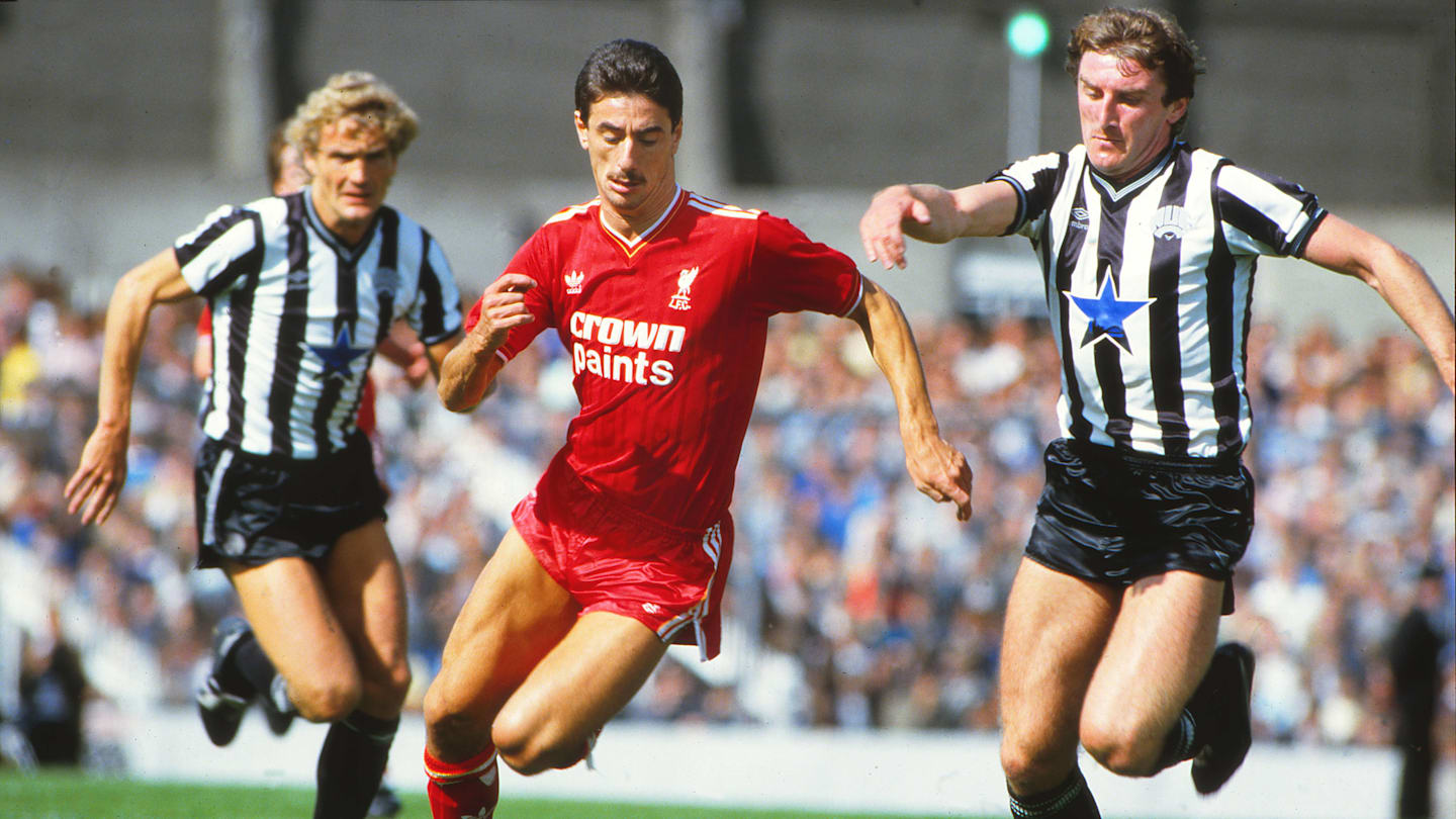 Watch FA Cup Draw Brings Back Memories Of Famous TV Advert As