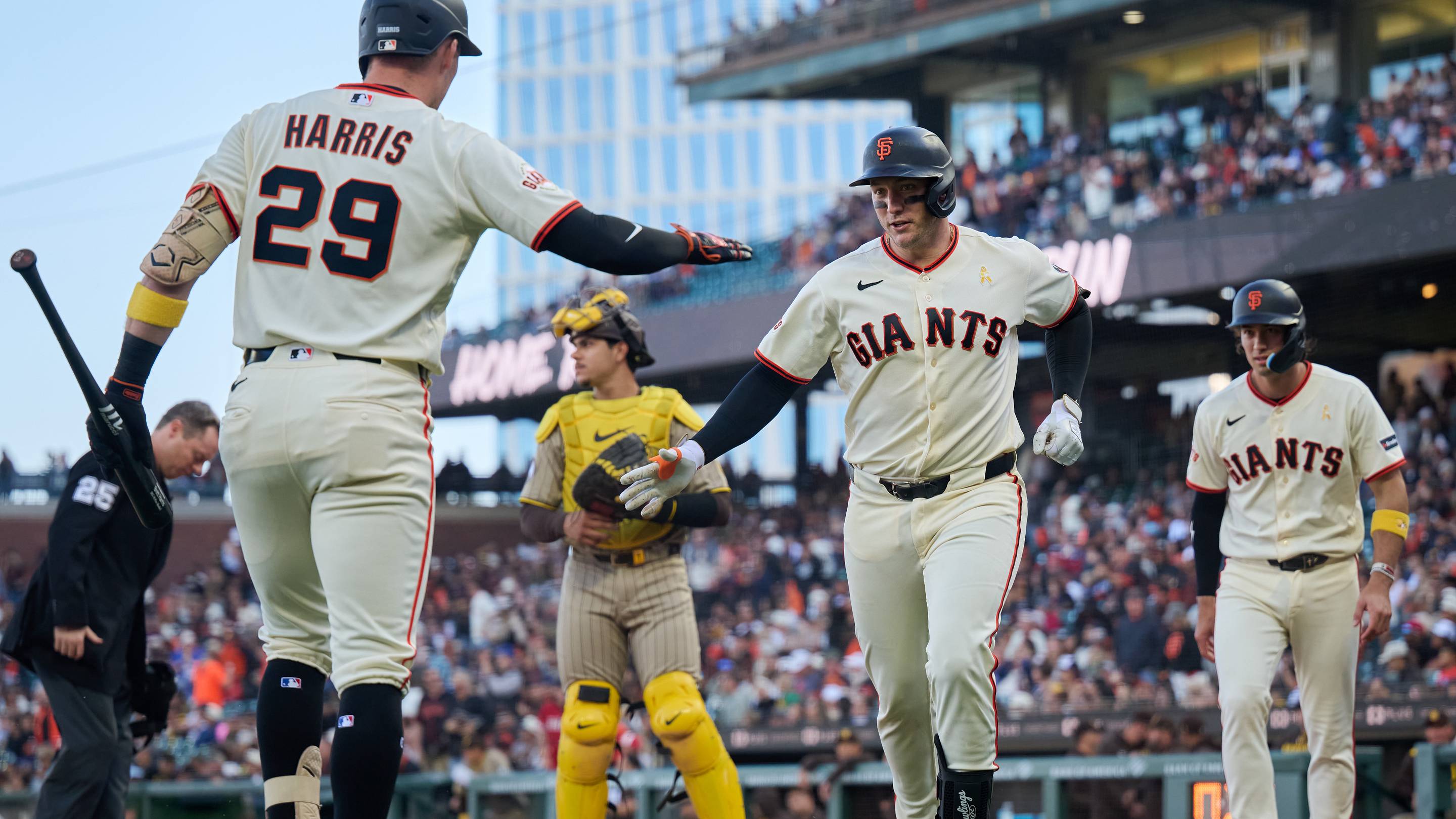 Did any SF Giants infielder earn a utility role for 2027?