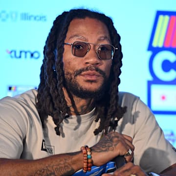 Derrick Rose, grand marshal for the Chicago Stret Race, speaks talks to the media before the Grant Park 165 at Chicago Street Race. Mandatory Credit: Daniel Bartel-Imagn Images