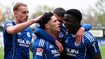 In Elversberg legte S04 den Grundstein für einen emotionalen Schlusssprint