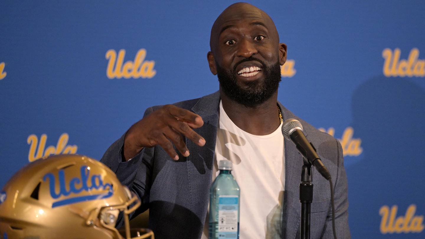 UCLA Football: DeShaun Foster's First Recruiting Class Ranked Among ESPN's Top 40