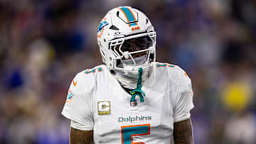 Miami Dolphins v Los Angeles Rams