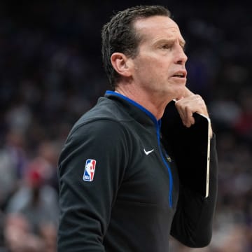 April 17, 2023; Sacramento, California, USA; Golden State Warriors assistant coach Kenny Atkinson during the second quarter in game two of the first round of the 2023 NBA playoffs against the Sacramento Kings at Golden 1 Center. Mandatory Credit: Kyle Terada-USA TODAY Sports