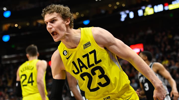 San Antonio Spurs v Utah Jazz