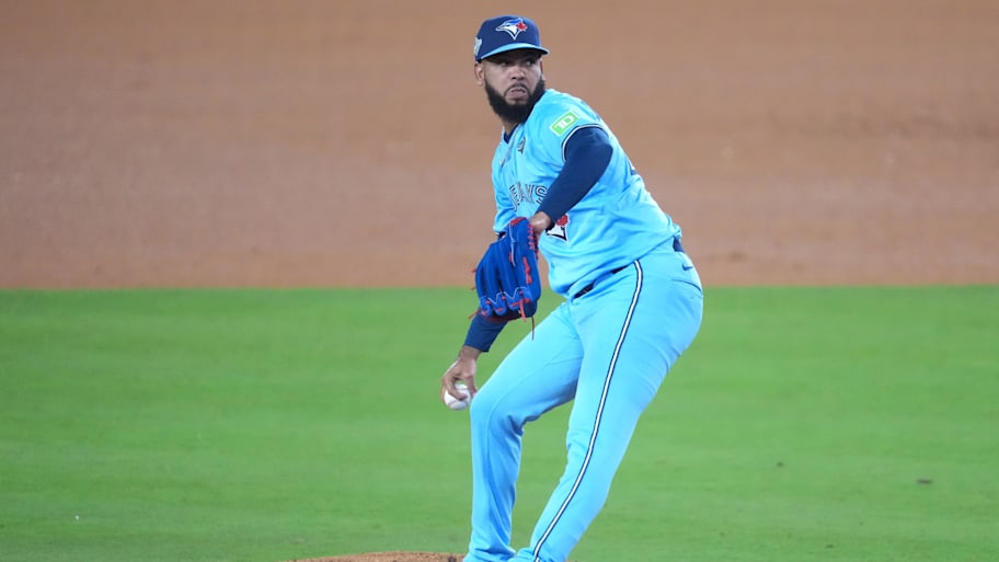 Seranthony Dominguez