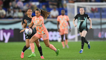 Oct 20, 2024; Harrison, New Jersey, USA; Orlando Pride forward Summer Yates (28) and NJ/NY Gotham FC midfielder Yazmeen Ryan (18) battle for the ball during the second half at Red Bull Arena. Mandatory Credit: John Jones-Imagn Images